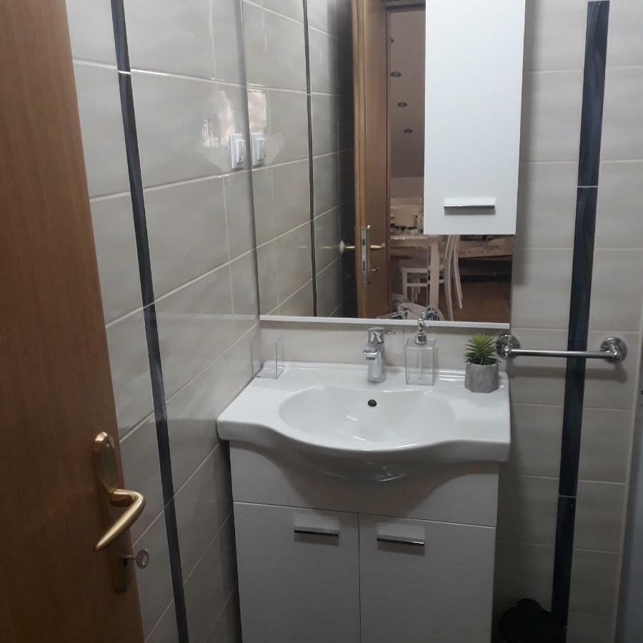 Antea Apartment Млини Екстериор снимка