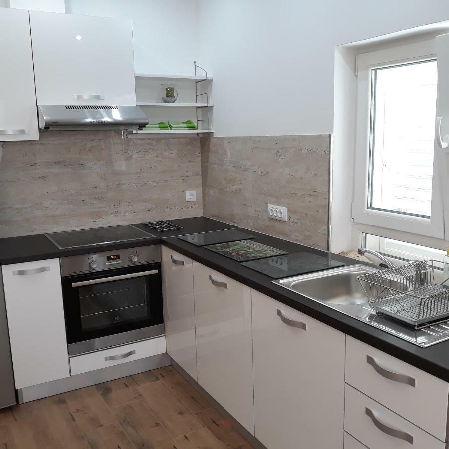 Antea Apartment Млини Екстериор снимка